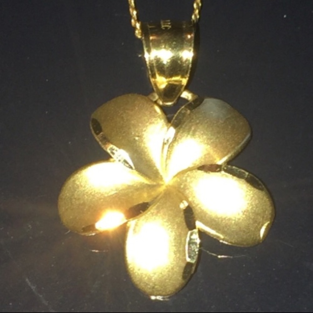 14KT GOLD PLUMERIA PENDANT